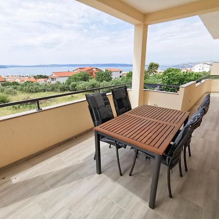 A4 Apartmani Kevic Kaštela المظهر الخارجي الصورة
