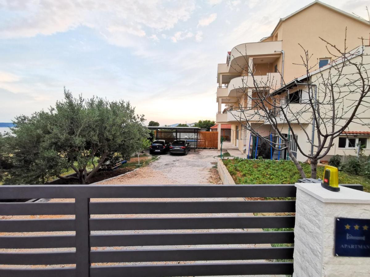 A4 Apartmani Kevic Kaštela المظهر الخارجي الصورة