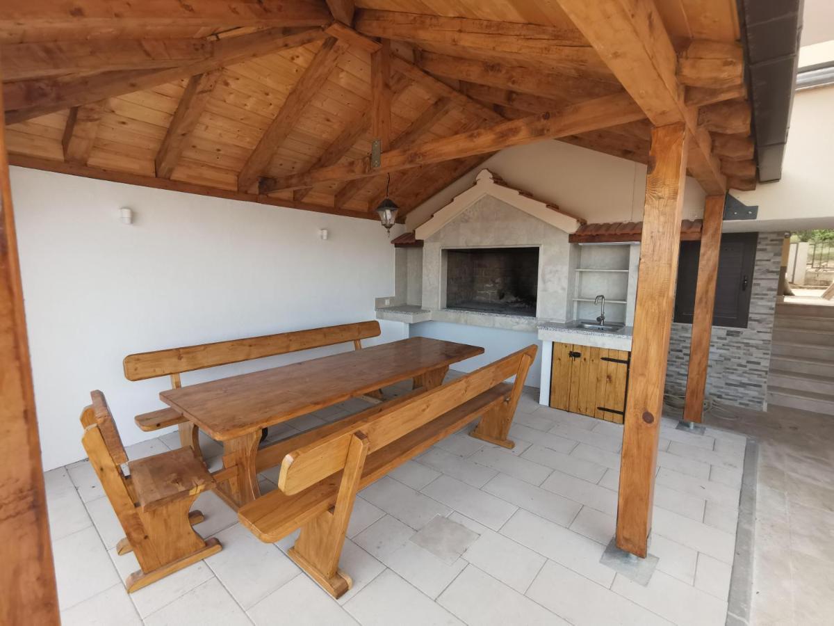 A4 Apartmani Kevic Kaštela المظهر الخارجي الصورة